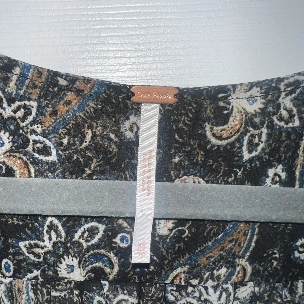 Free People Cropped Paisley Blouse - Picture 2 of 4